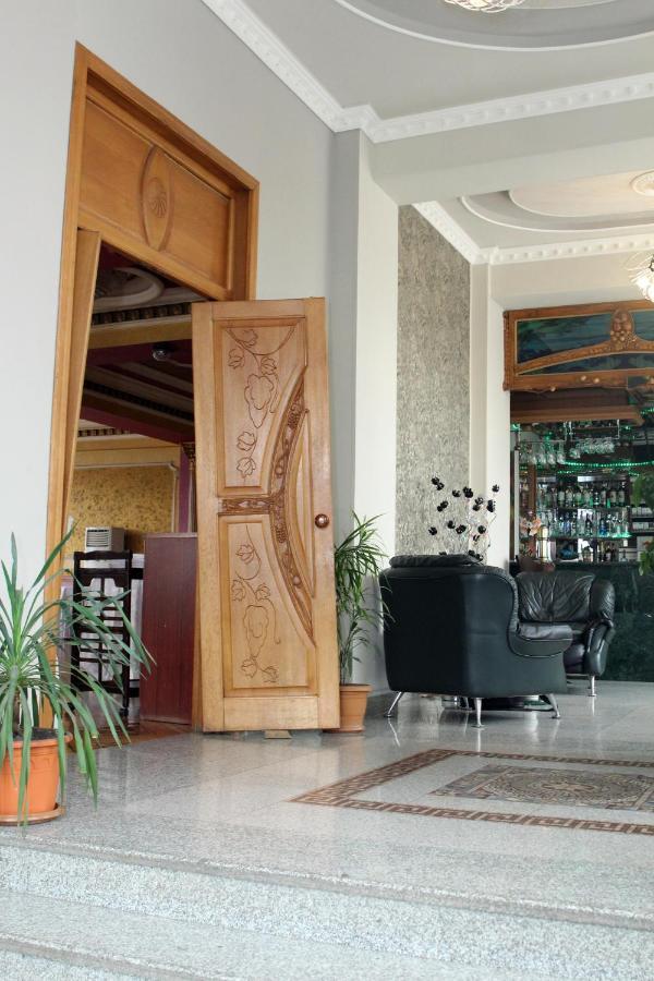 Bed and Breakfast Golden Apricot Gyumri Exterior foto