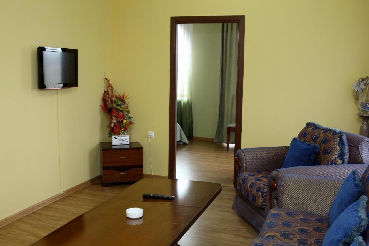 Bed and Breakfast Golden Apricot Gyumri Exterior foto